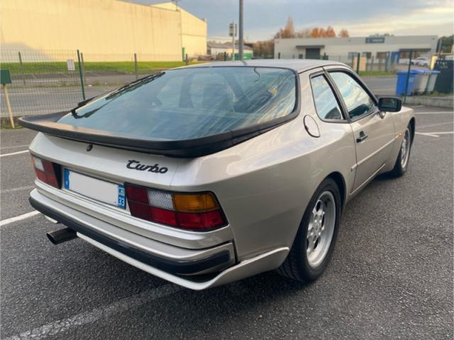 PORSCHE 944 TURBO 220 CH 